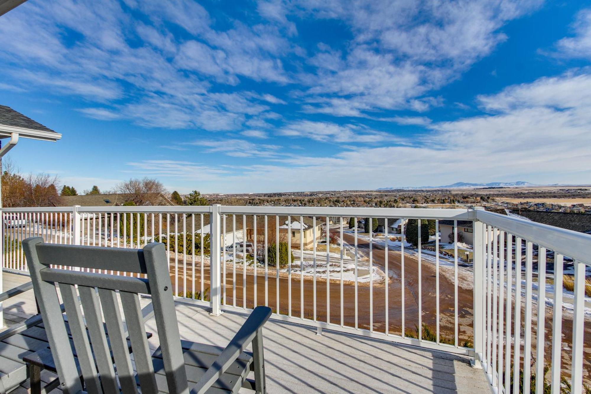 Inviting Great Falls Home With Wraparound Deck! Eksteriør bilde