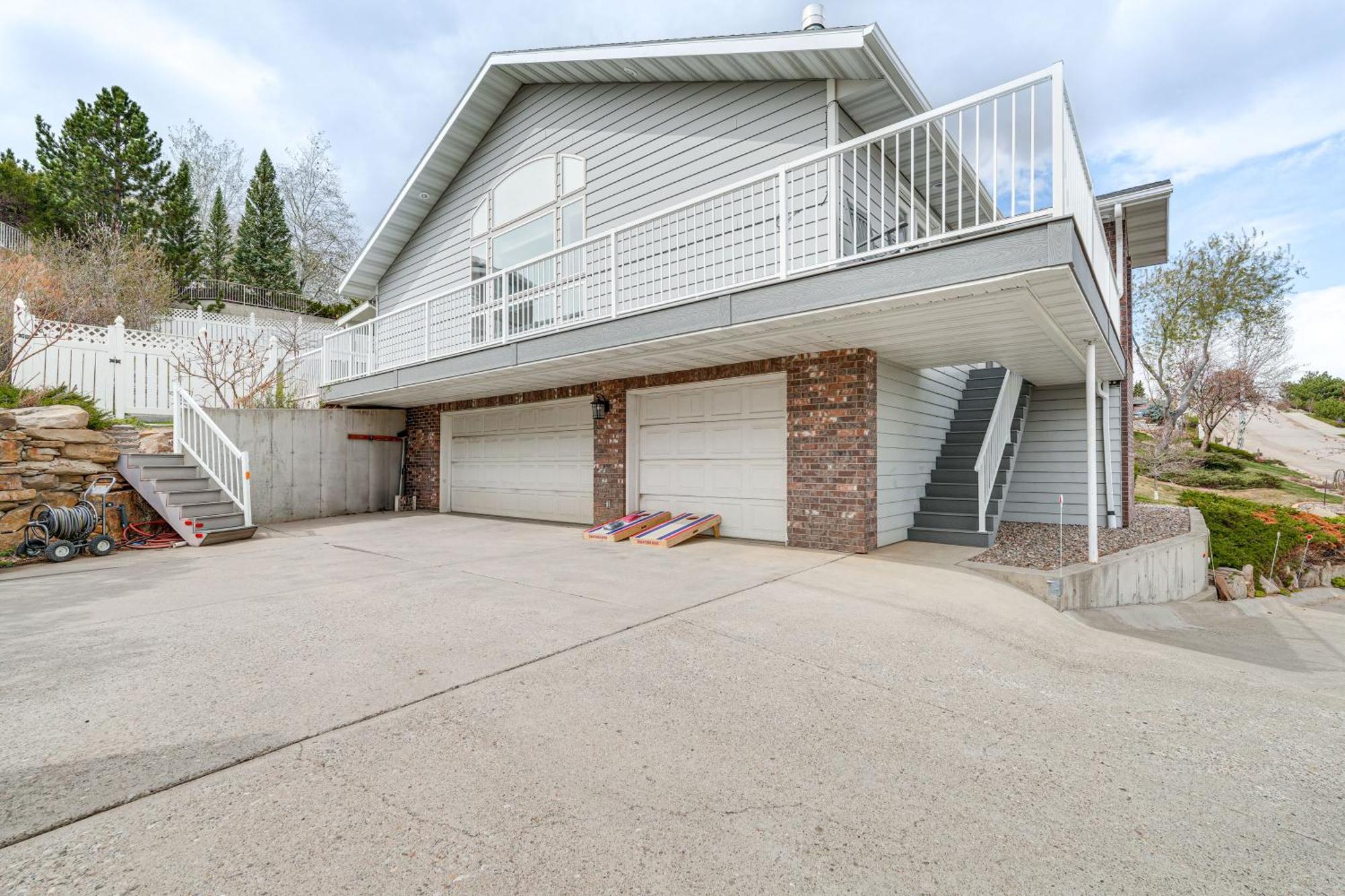 Inviting Great Falls Home With Wraparound Deck! Eksteriør bilde