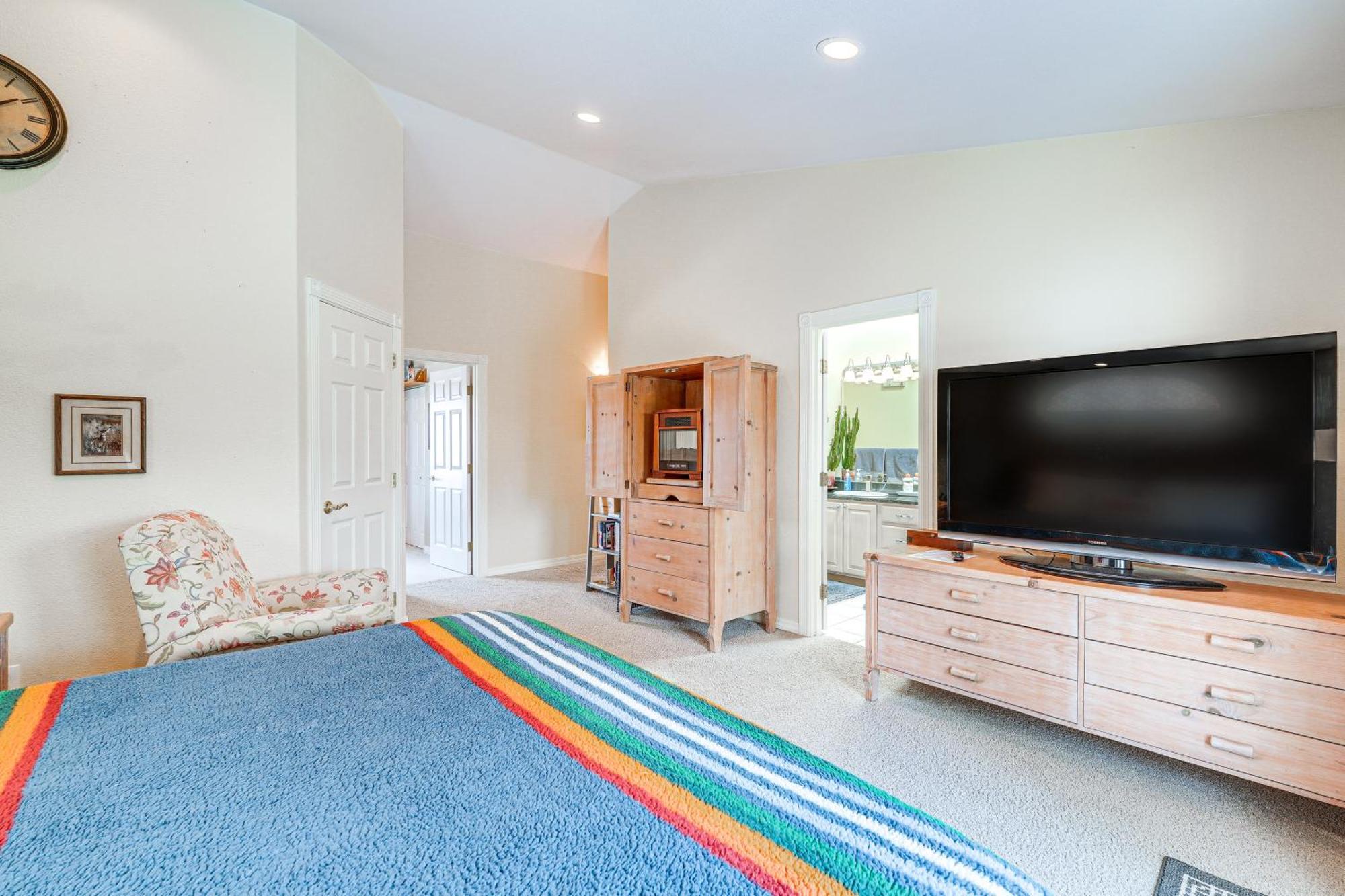 Inviting Great Falls Home With Wraparound Deck! Eksteriør bilde